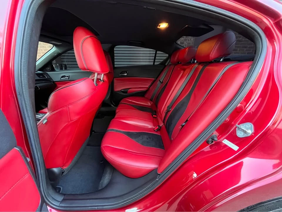 2019 Acura ILX - Image 14 of 18