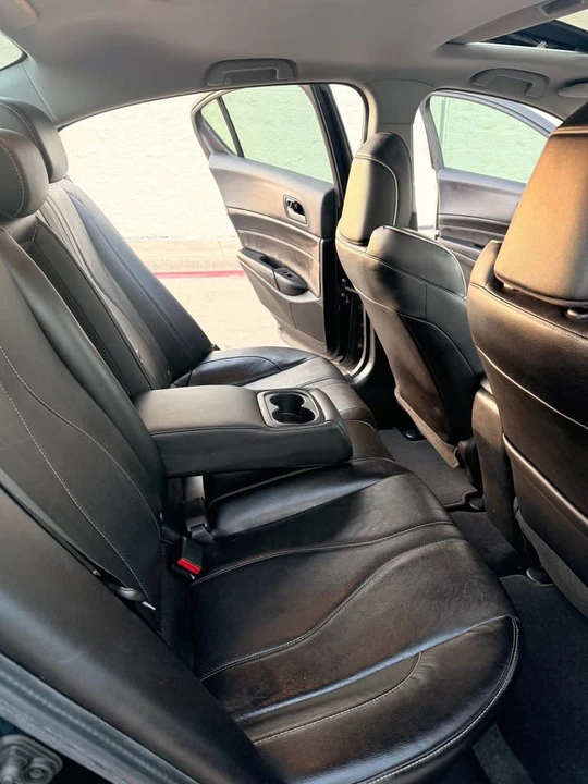 2019 Acura ILX - Image 10 of 16