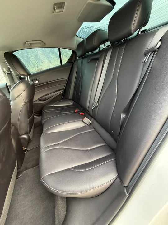2019 Acura ILX - Image 10 of 16