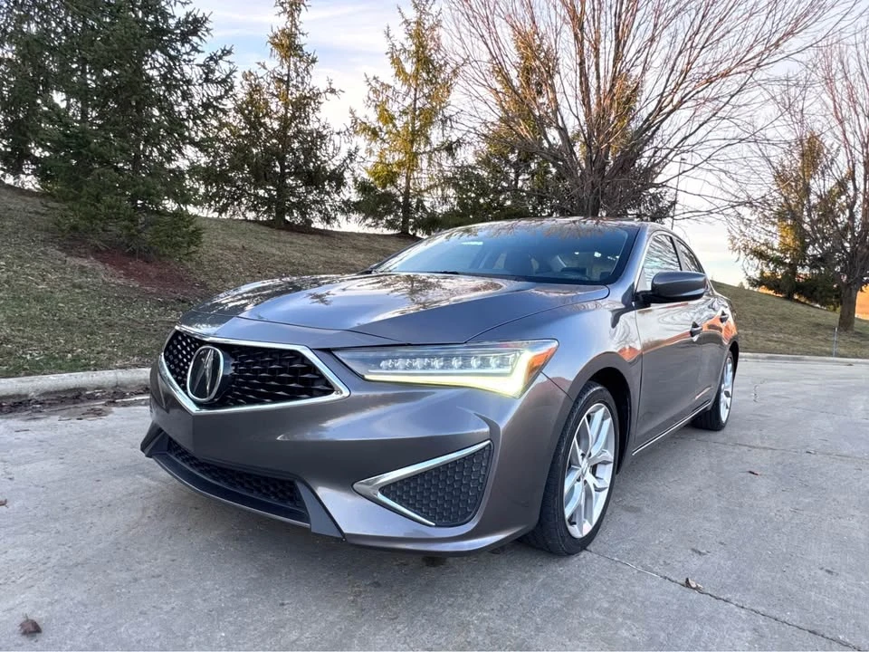 2019 Acura ILX - Image 5 of 12