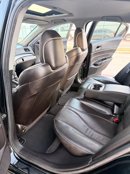 2019 Acura ILX - Image 11 of 18