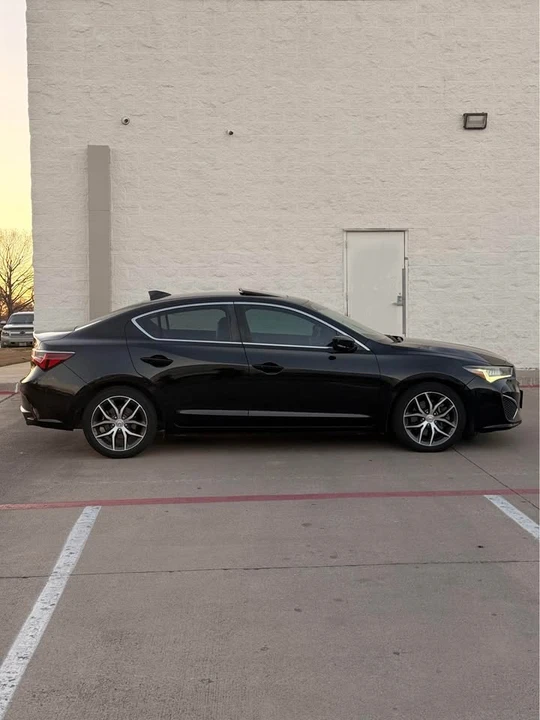 2019 Acura ILX - Image 7 of 18