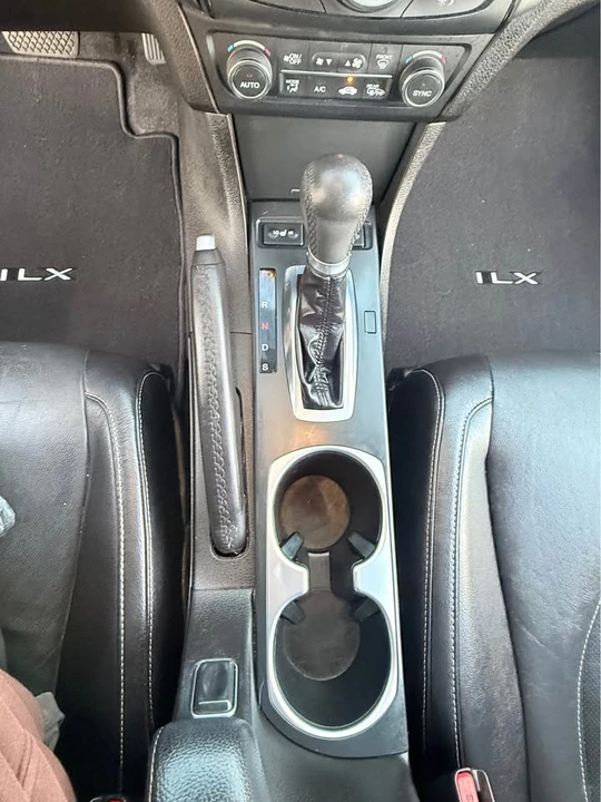 2019 Acura ILX - Image 15 of 18