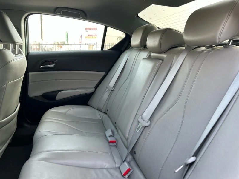 2019 Acura ILX - Image 9 of 12