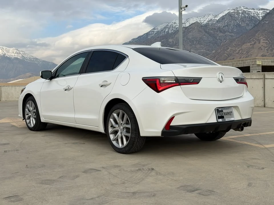 2019 Acura ILX - Image 8 of 16