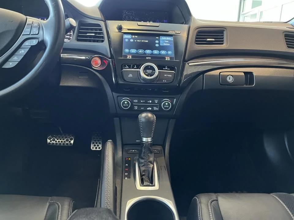 2019 Acura ILX - Image 16 of 20