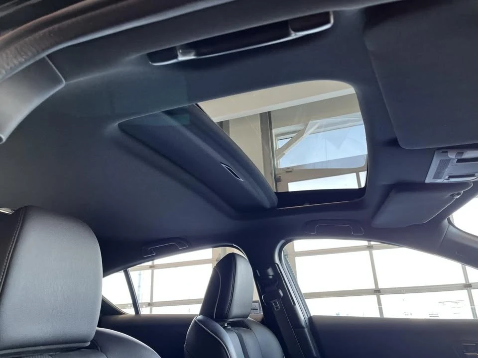 2019 Acura ILX - Image 15 of 20