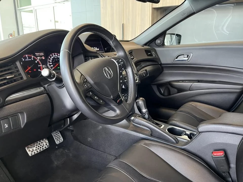 2019 Acura ILX - Image 9 of 20