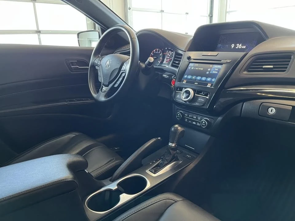 2019 Acura ILX - Image 12 of 20