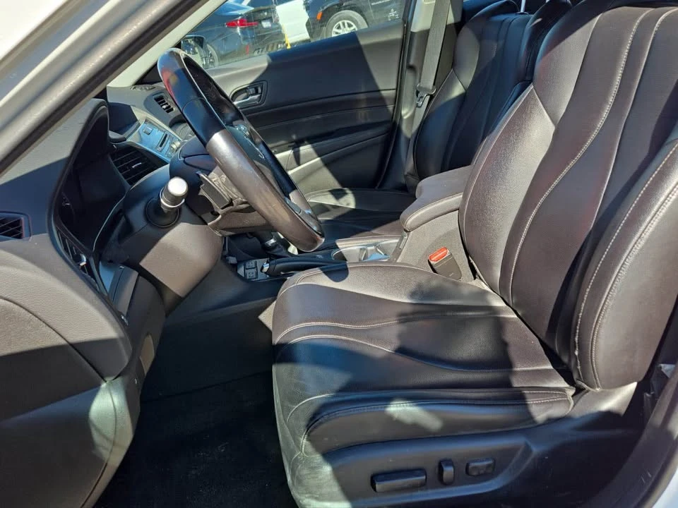 2019 Acura ILX - Image 6 of 12