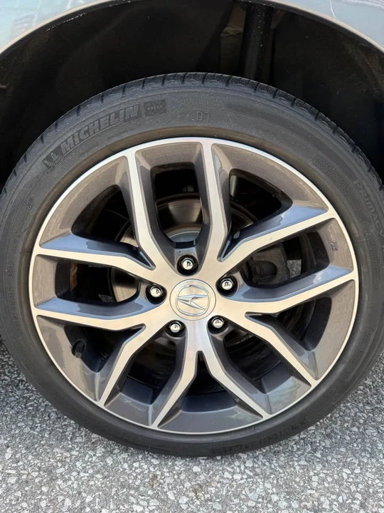 2019 Acura ILX - Image 9 of 14