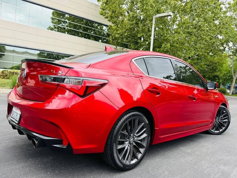 2019 Acura ILX - Image 11 of 20