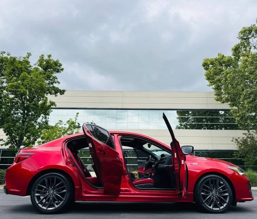 2019 Acura ILX - Image 13 of 20