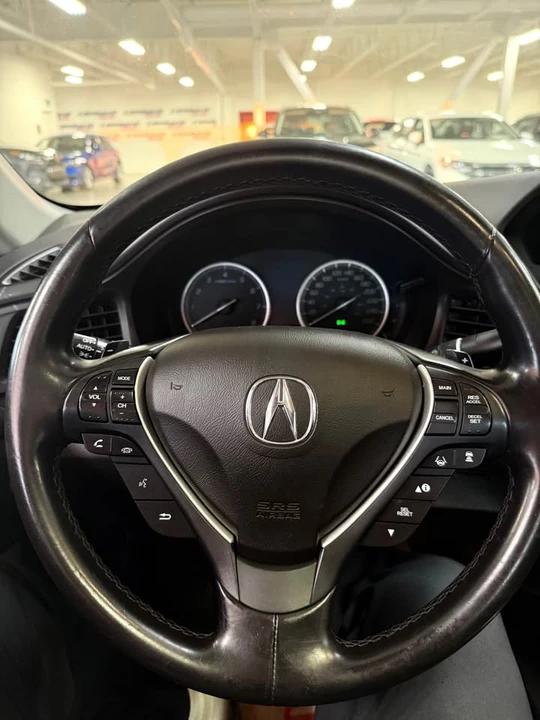 2019 Acura ILX - Image 8 of 17