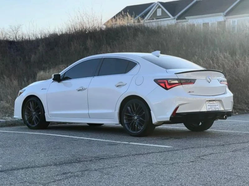 2019 Acura ILX - Image 6 of 12