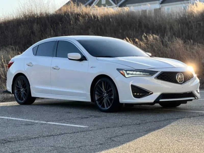 2019 Acura ILX - Image 2 of 12