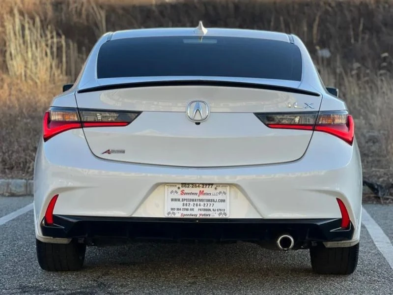 2019 Acura ILX - Image 7 of 12