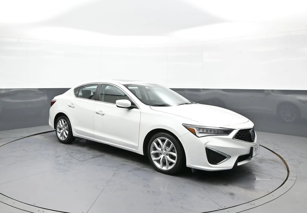 2019 Acura ILX - Image 4 of 12