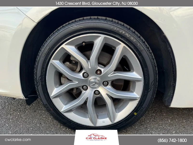 2019 Acura ILX - Image 9 of 12