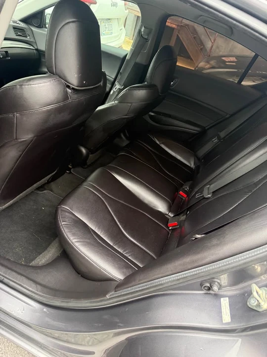 2019 Acura ILX - Image 6 of 10
