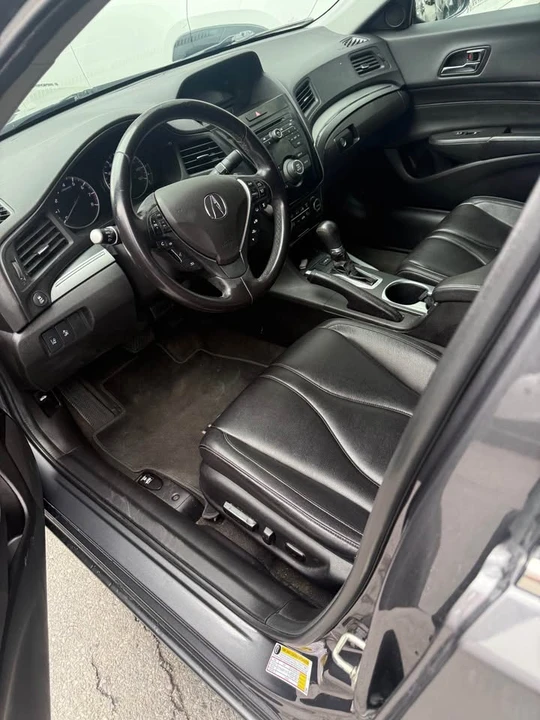 2019 Acura ILX - Image 7 of 10