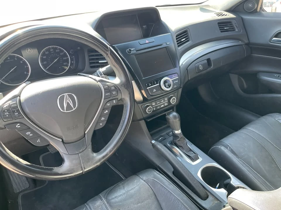 2019 Acura ILX - Image 8 of 13