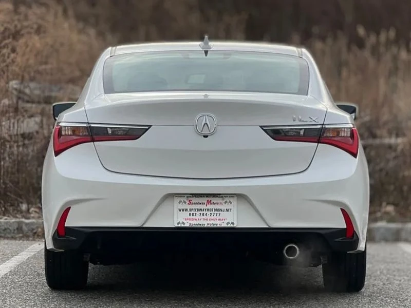 2019 Acura ILX - Image 7 of 12