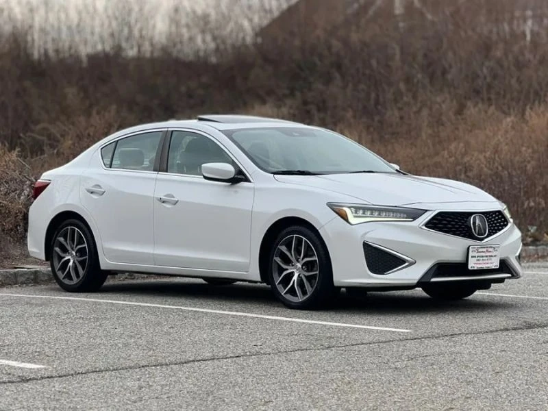 2019 Acura ILX - Image 2 of 12