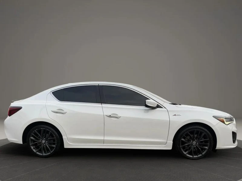 2019 Acura ILX - Image 4 of 12