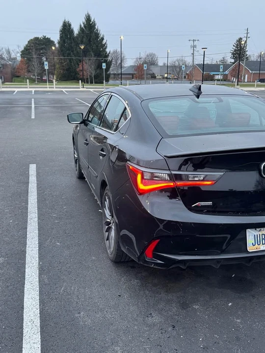 2019 Acura ILX - Image 8 of 10