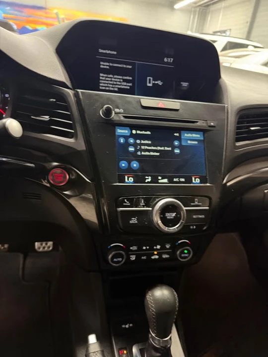 2019 Acura ILX - Image 6 of 9