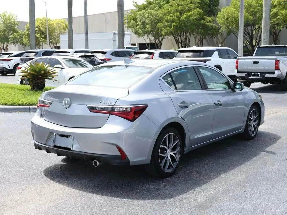 2019 Acura ILX - Image 3 of 8