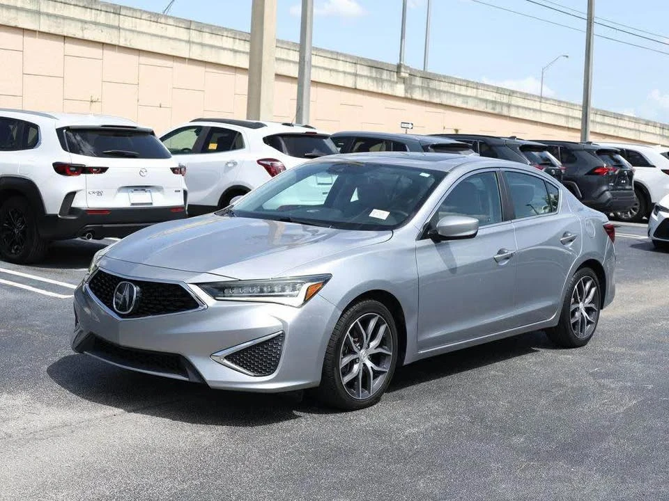 2019 Acura ILX - Image 2 of 8