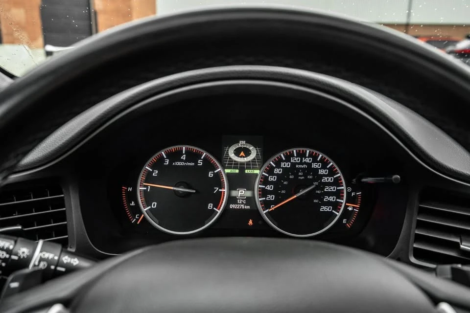 2019 Acura ILX - Image 10 of 15