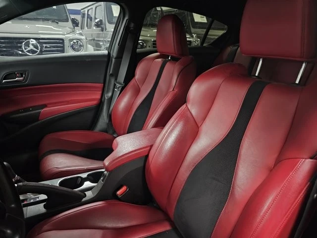 2019 Acura ILX - Image 6 of 12