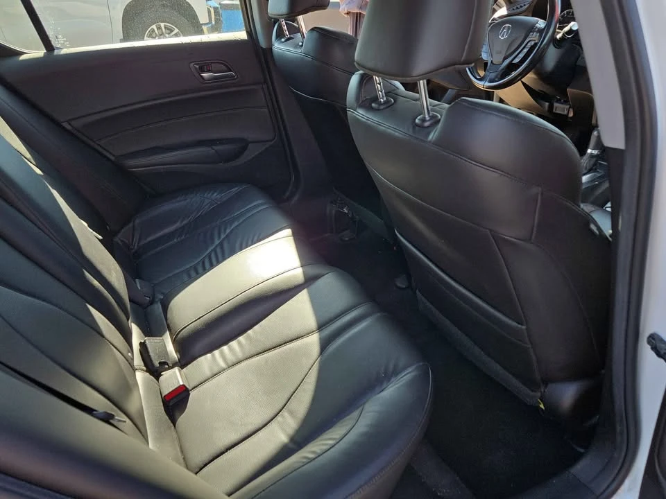 2019 Acura ILX - Image 11 of 15