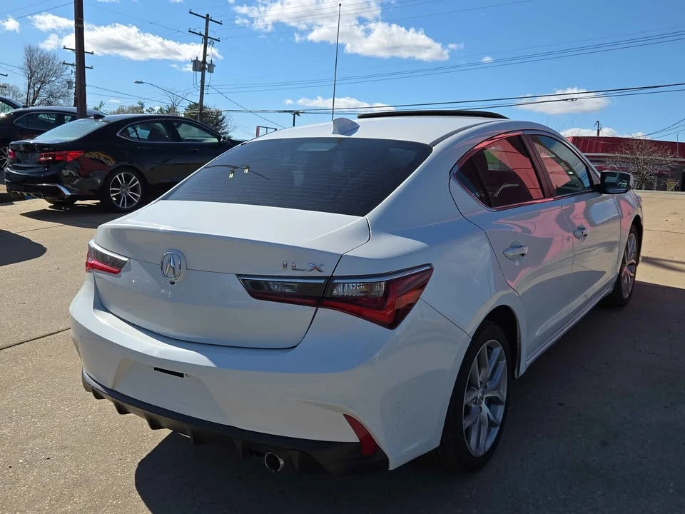 2019 Acura ILX - Image 6 of 15