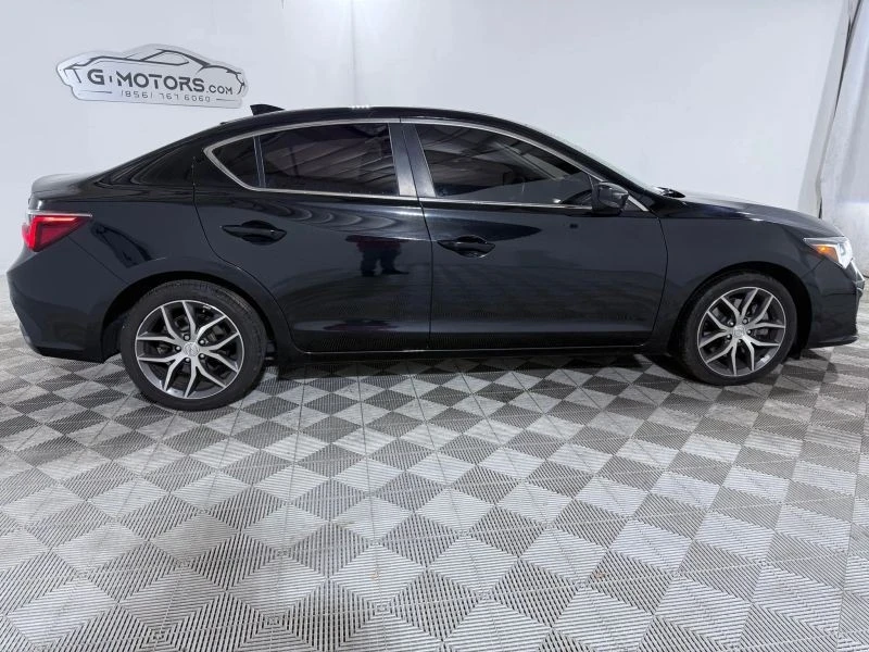 2019 Acura ILX - Image 10 of 12