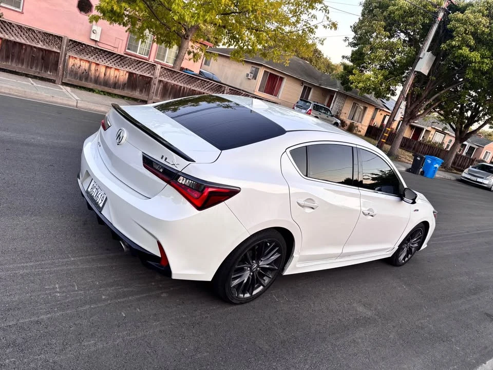 2019 Acura ILX - Image 9 of 20