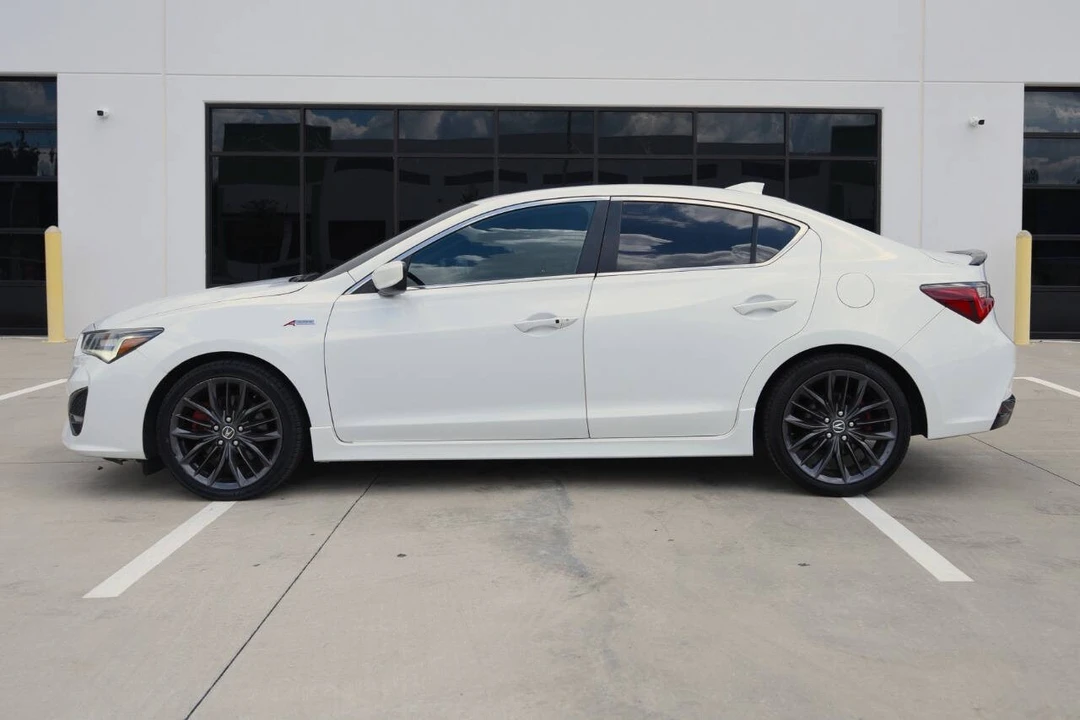 2019 Acura ILX - Image 5 of 18