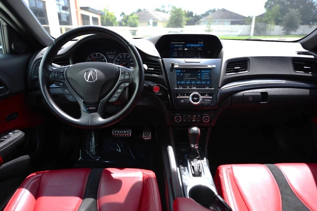2019 Acura ILX - Image 16 of 18