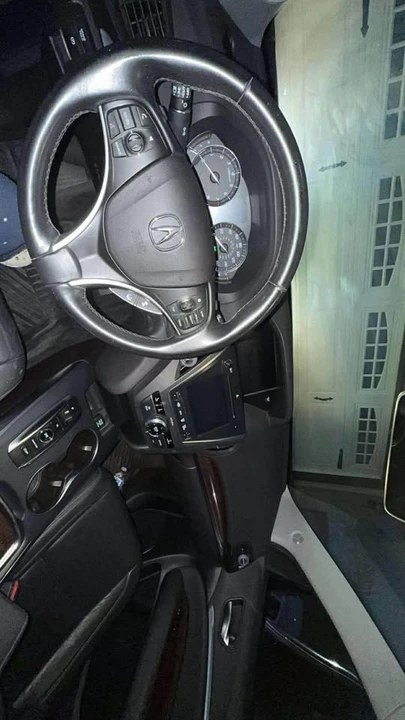 2019 Acura MDX 3rd Gen - Image 4 of 5