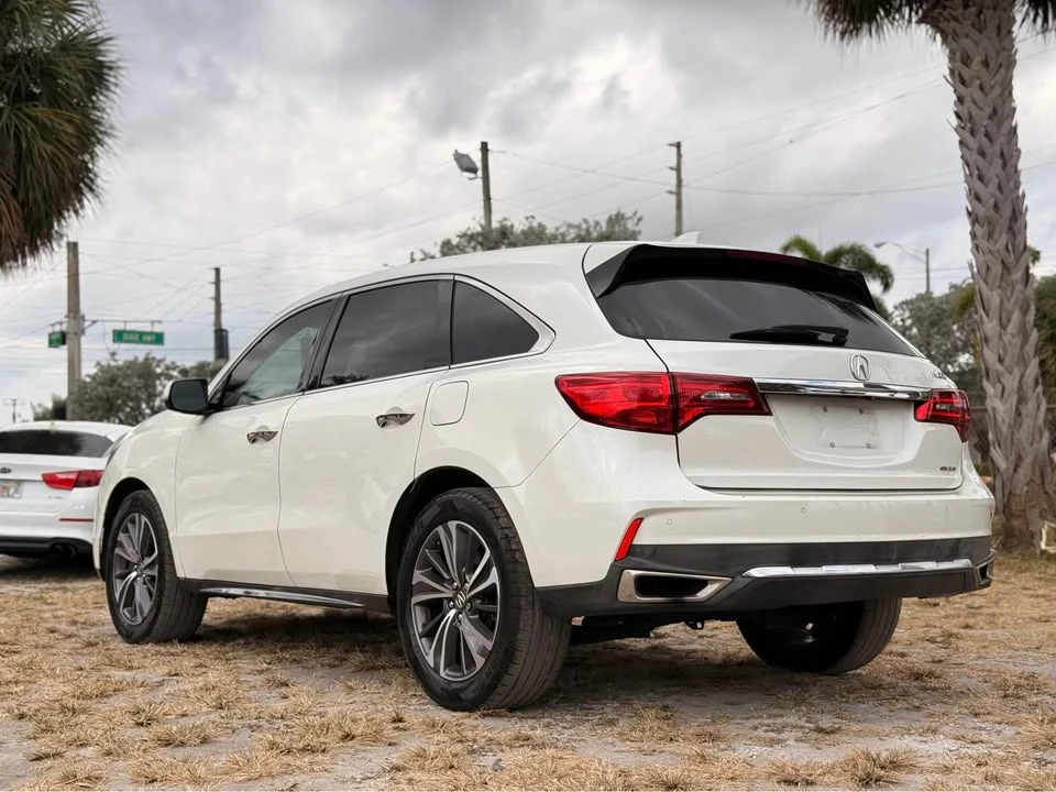 2019 Acura MDX 3rd Gen - Image 17 of 18