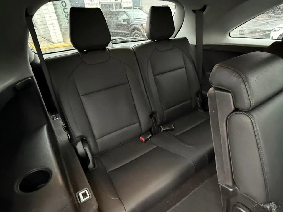 2019 Acura MDX 3rd Gen - Image 14 of 21