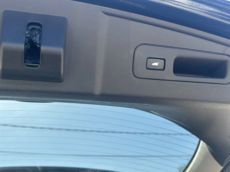 2019 Acura MDX 3rd Gen - Image 18 of 21