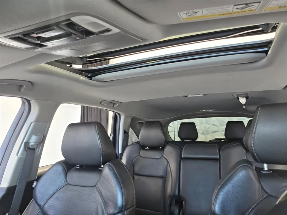 2019 Acura MDX 3rd Gen - Image 14 of 17