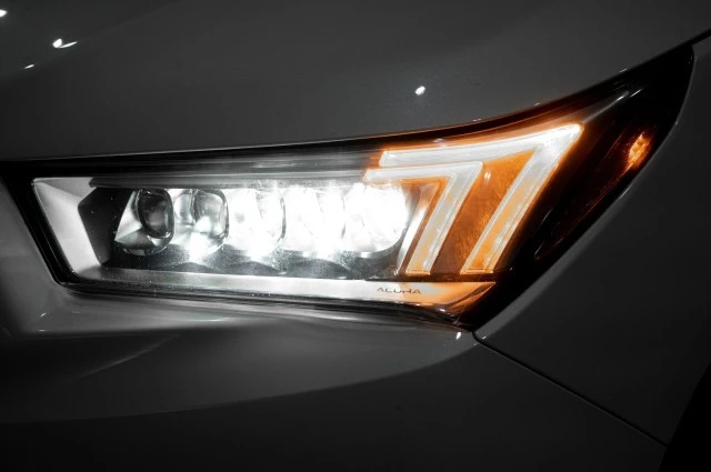 2019 Acura MDX 3rd Gen - Image 8 of 12