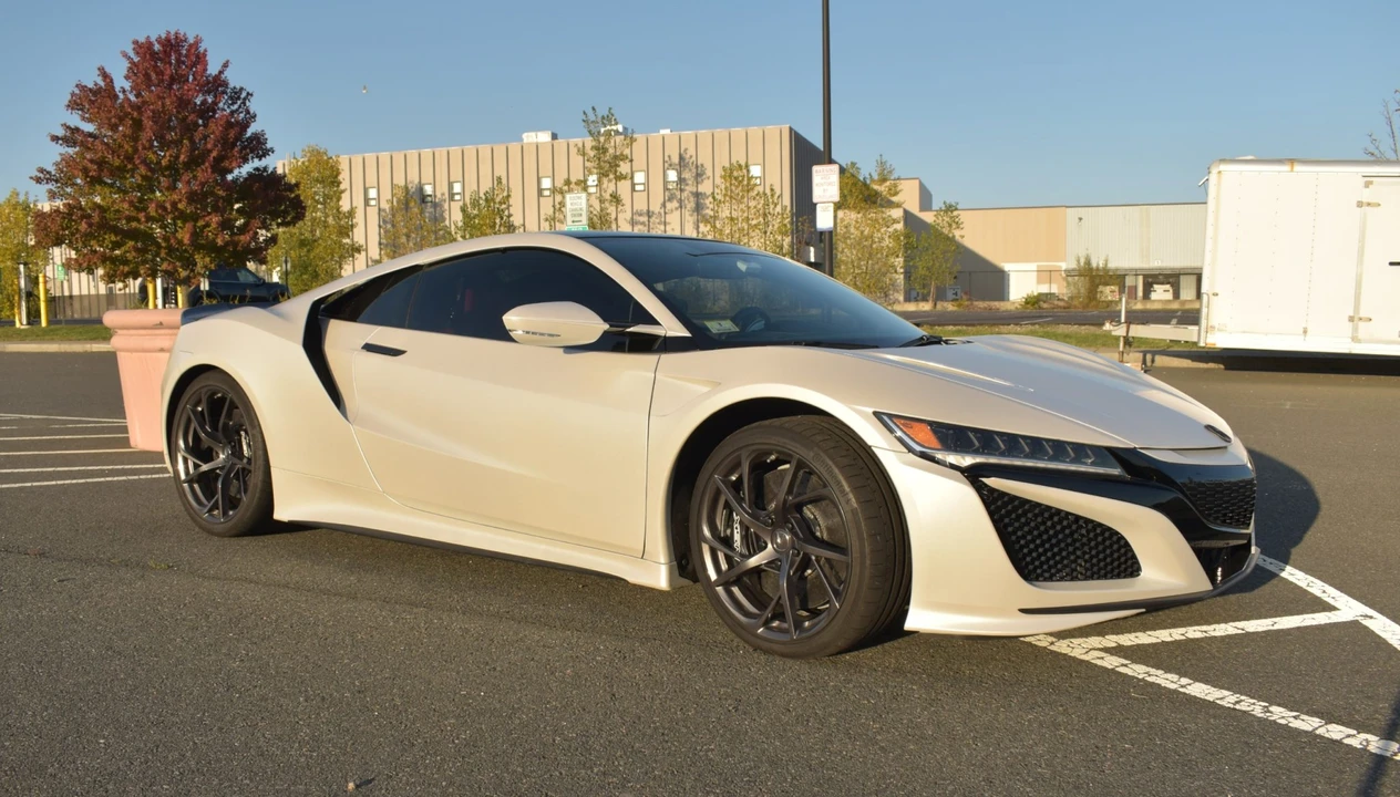 2019 Acura NC1 NSX - Image 13 of 31