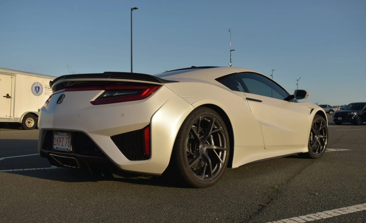 2019 Acura NC1 NSX - Image 11 of 31