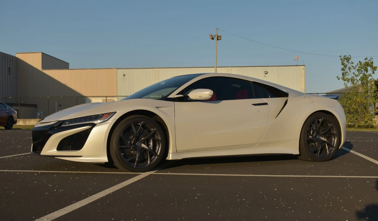 2019 Acura NC1 NSX - Image 5 of 31